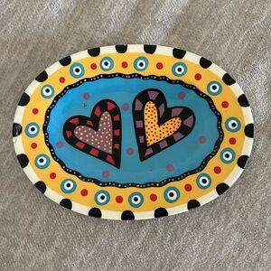 Vibrant Heart Design Oval Plate